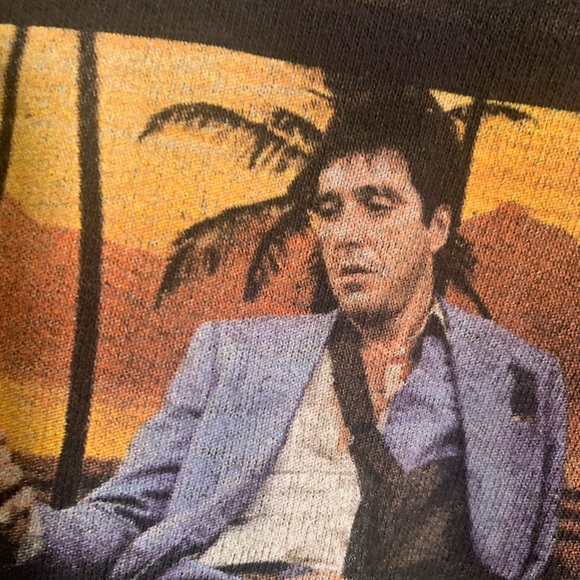 Scarface Long Sleeve Tee Size M Robert Deniro “Every Dog Has It’s Day” - Picture 5 of 9